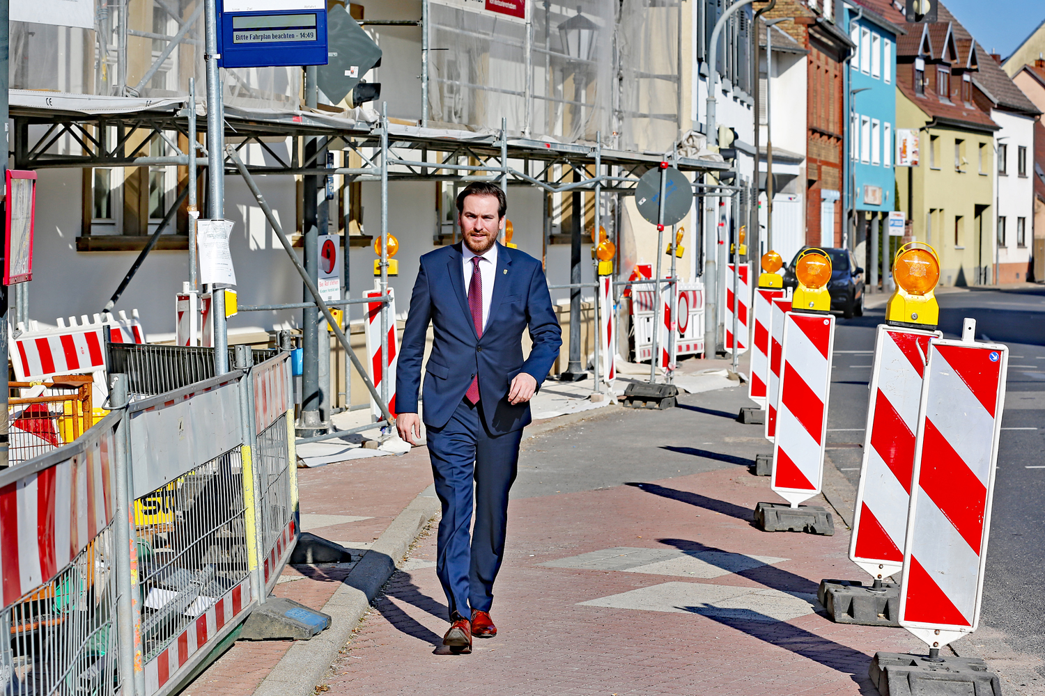 Andreas Sturm MdL im vergangenen Jahr bei der Baustellenbesichtigung in der Ortsmitte von Plankstadt.